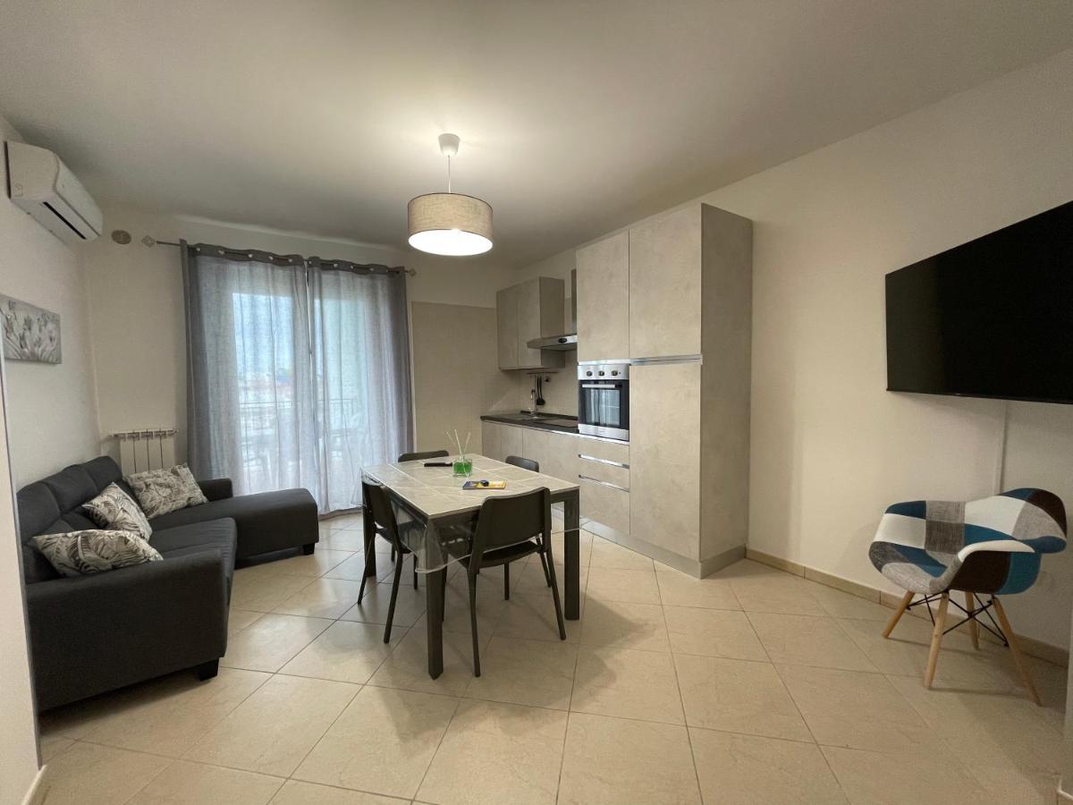 La Dimora Dei Sogni Apartment Mesagne Exterior foto