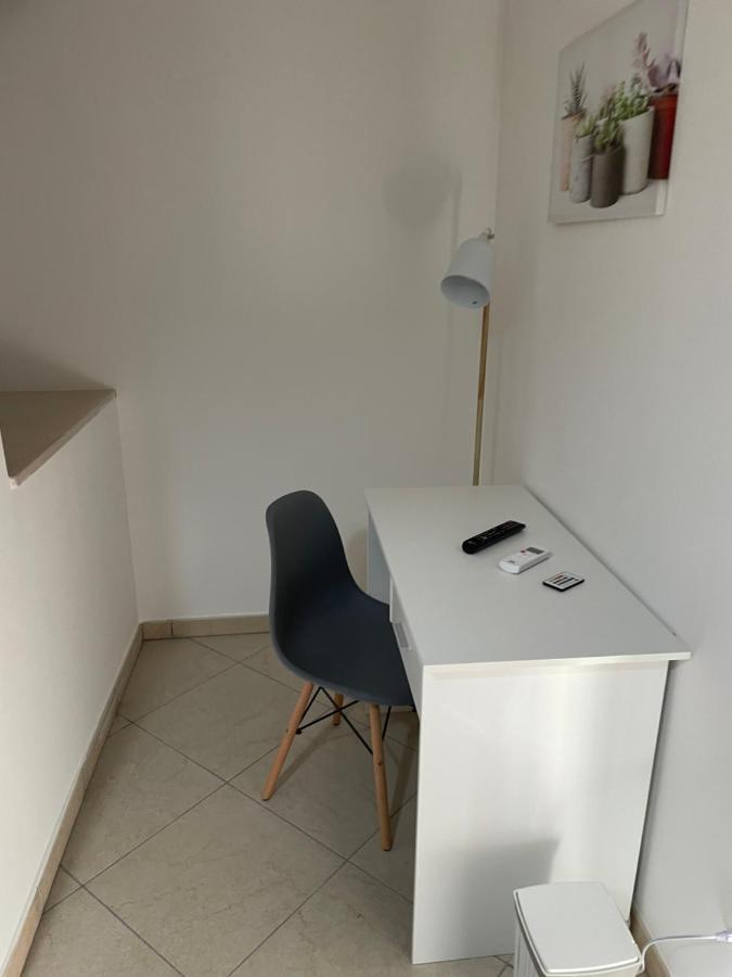 La Dimora Dei Sogni Apartment Mesagne Exterior foto